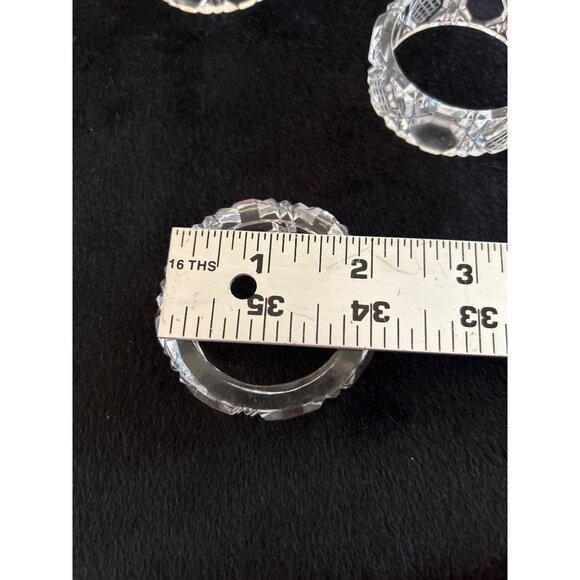 Set Of 4 Vintage Glass Napkin Rings With Intricate Cut Design 2-Inch Diameter - Picture 5 of 6